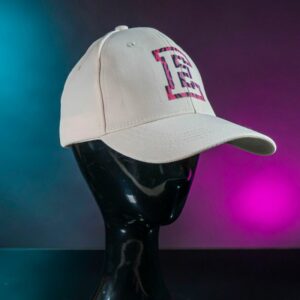 Gorra personalizada con inicial