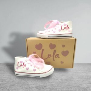 Zapatillas corazones rosas personalizada